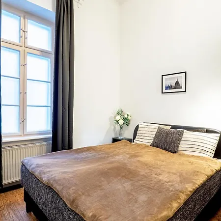 S3 Residences Lazar Serviced * Budapest